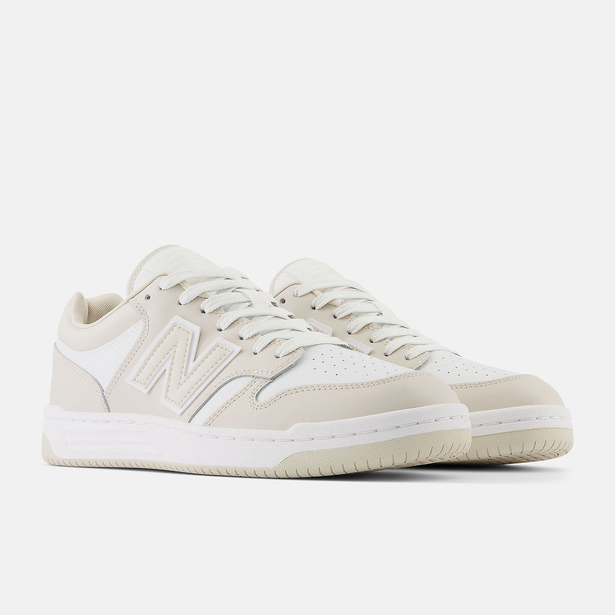 Timberwolf With White