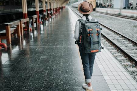 The Best Travel Sneakers in Canada: Comfortable Picks for Every Trip