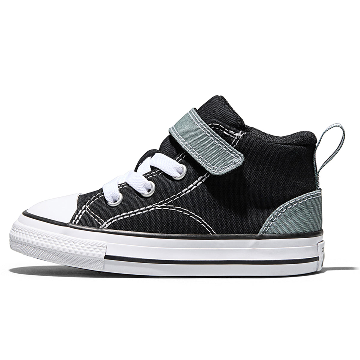 Chuck Taylor All Star Malden Street 1V Sneaker