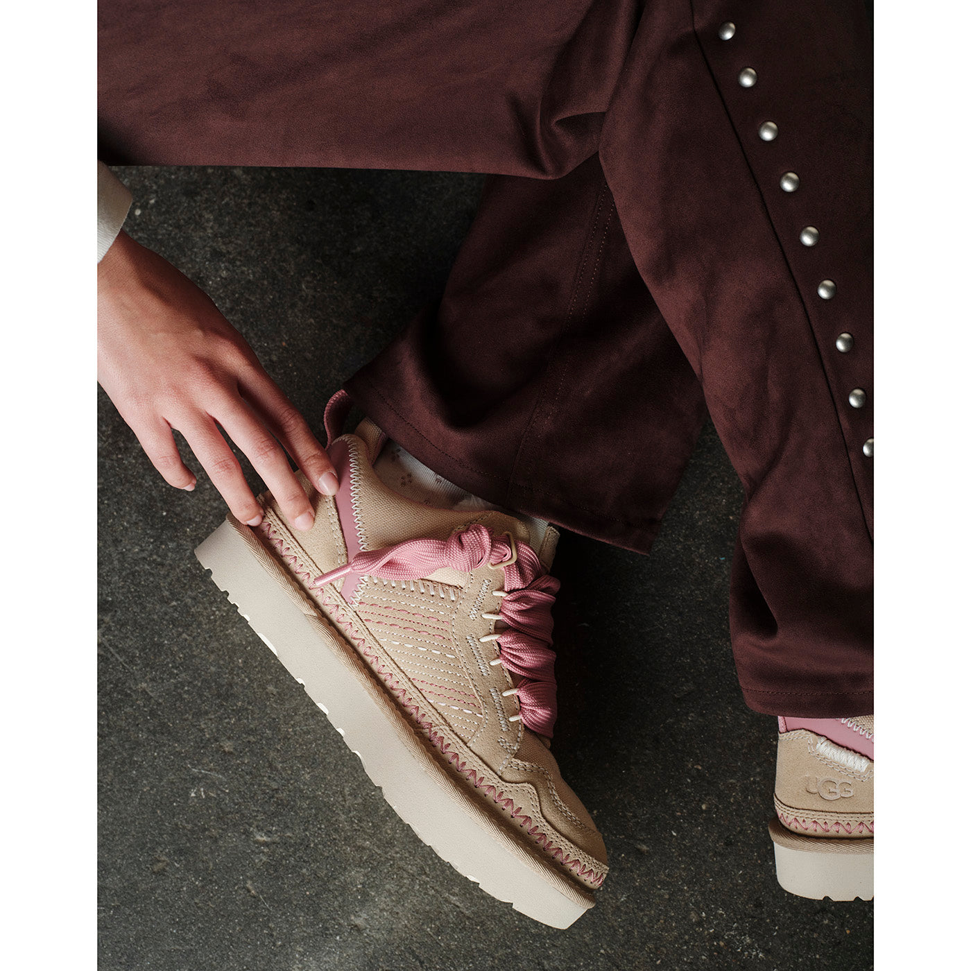 UGG Lowmel Meadow Womens – Kozmo Shoes