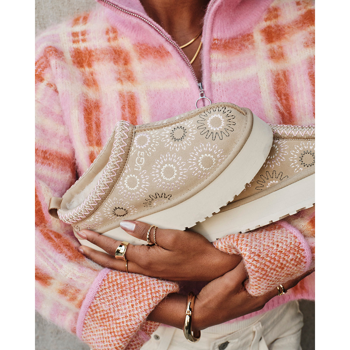 UGG Tazz Sun Stitch Slipper